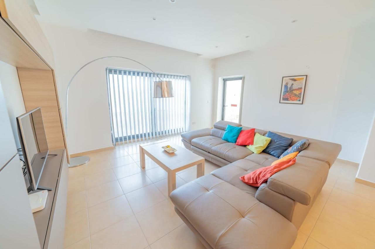Luxury Seaview & Pool-Hosted By Sweetstay Mellieħa Dış mekan fotoğraf